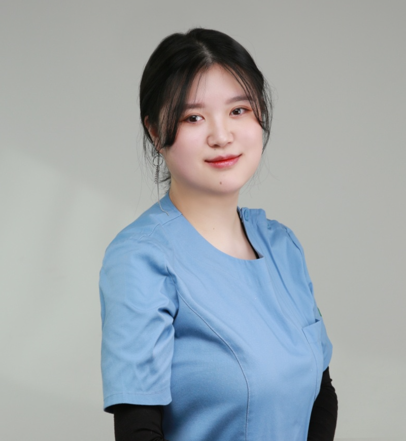 김 하 영